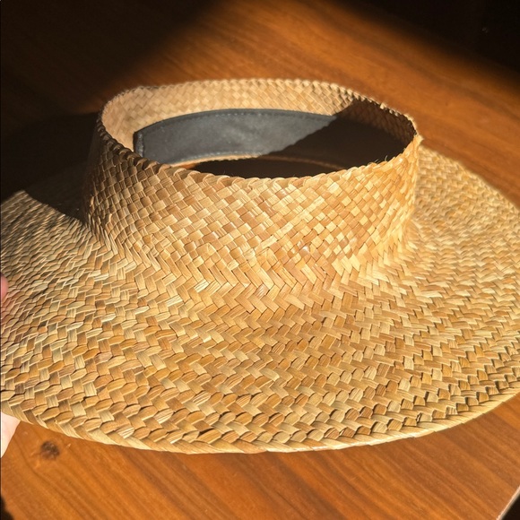Lauhala HANDMADE Tan Straw Hat. Hawaiian. - Picture 3 of 4